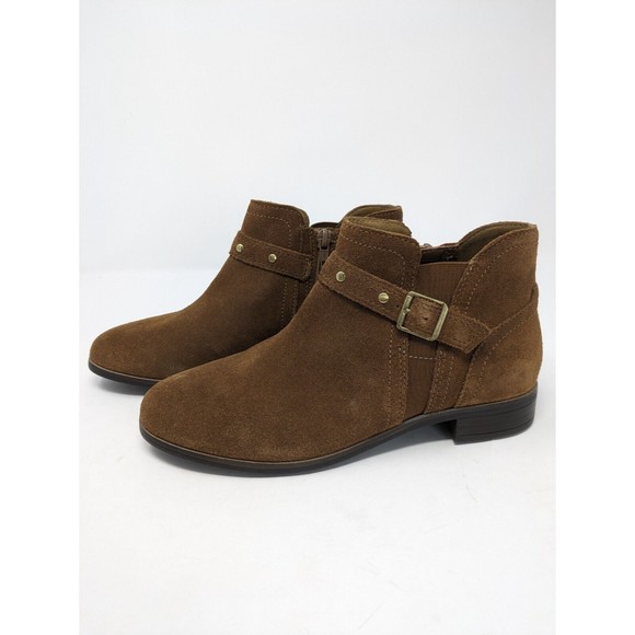 Clarks Trish Strap Suede Chelsea Ankle Boot Dark Khaki Brown Women's 7M NEW